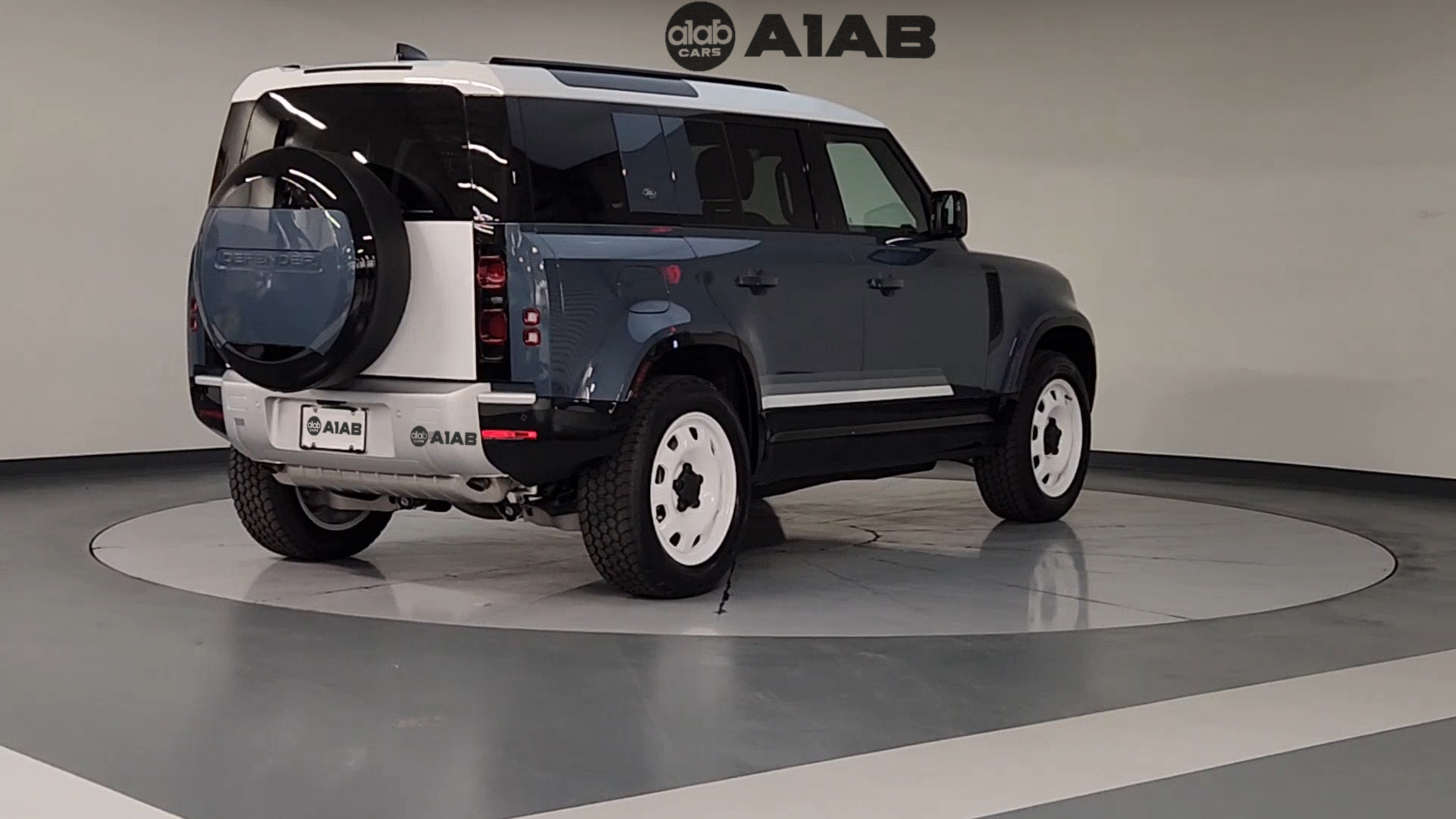 2024 Land Rover Defender 110 S