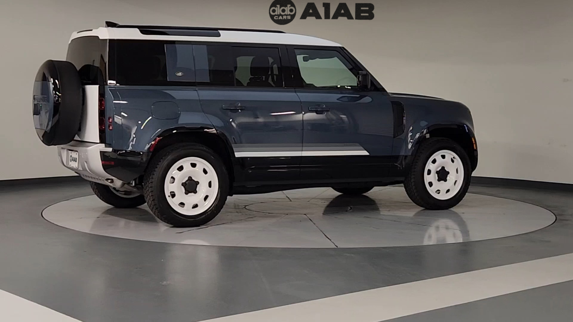 2024 Land Rover Defender 110 S