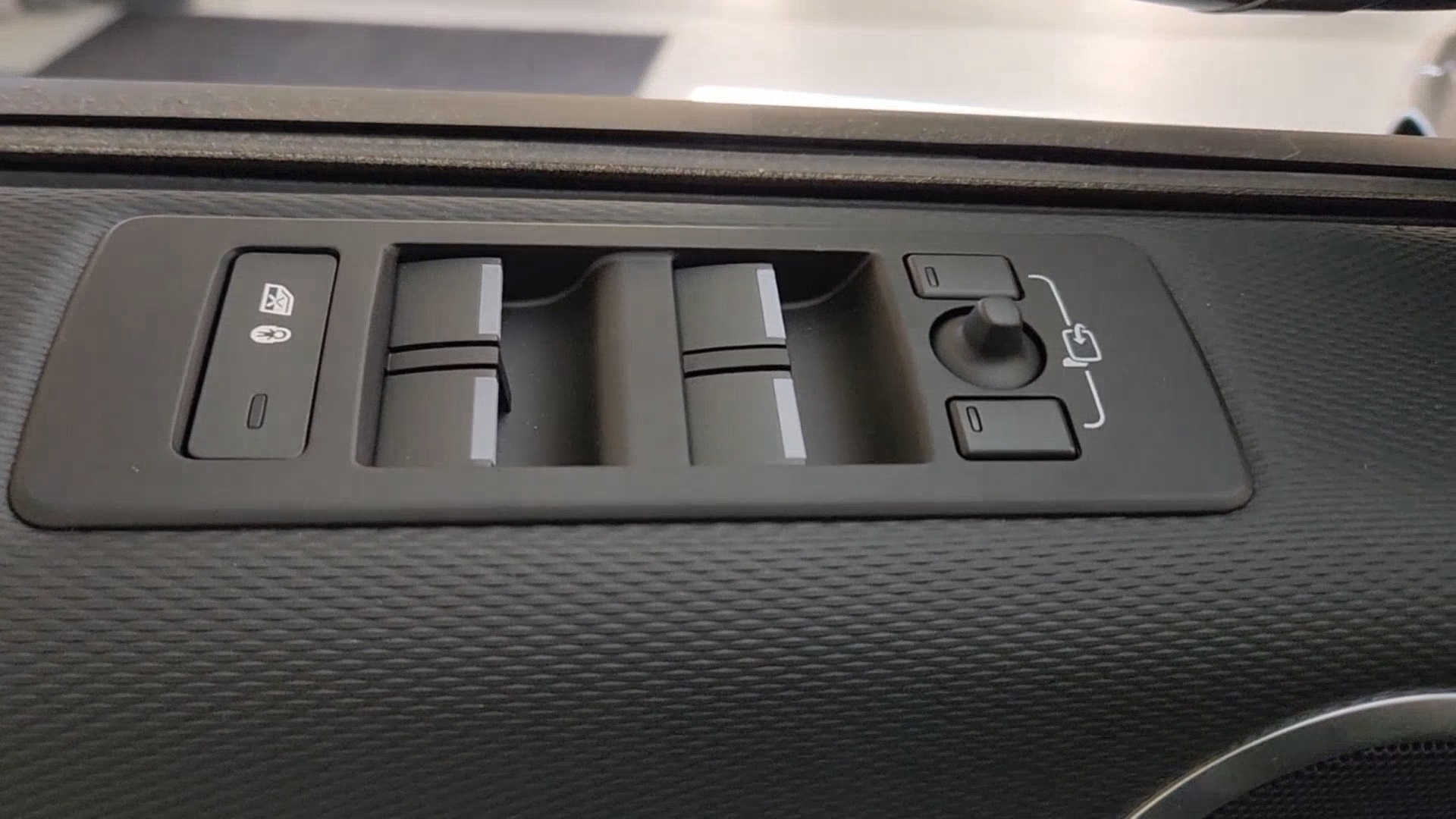 2024 Land Rover Discovery Dynamic SE