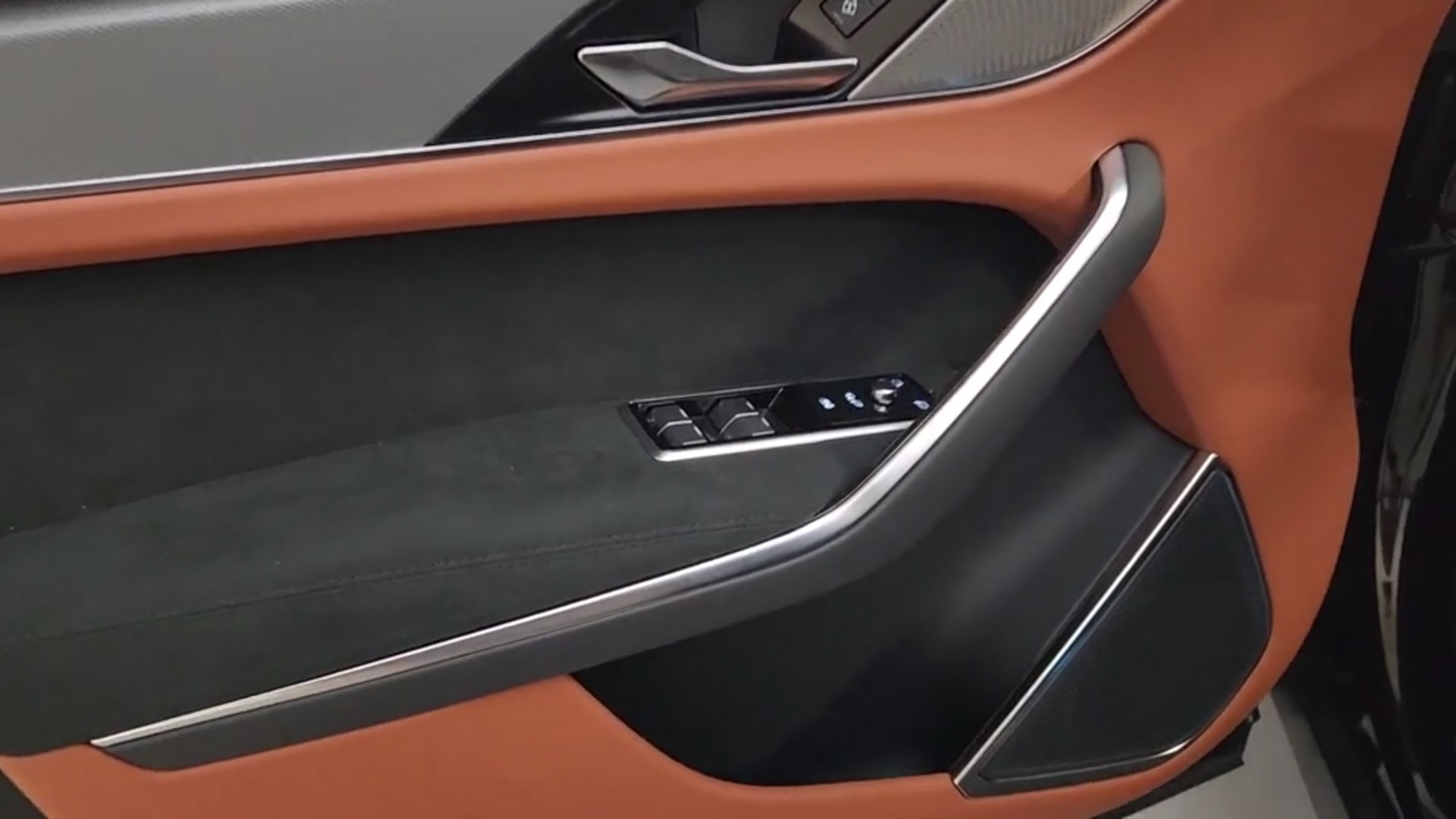 2024 Jaguar F-PACE SVR