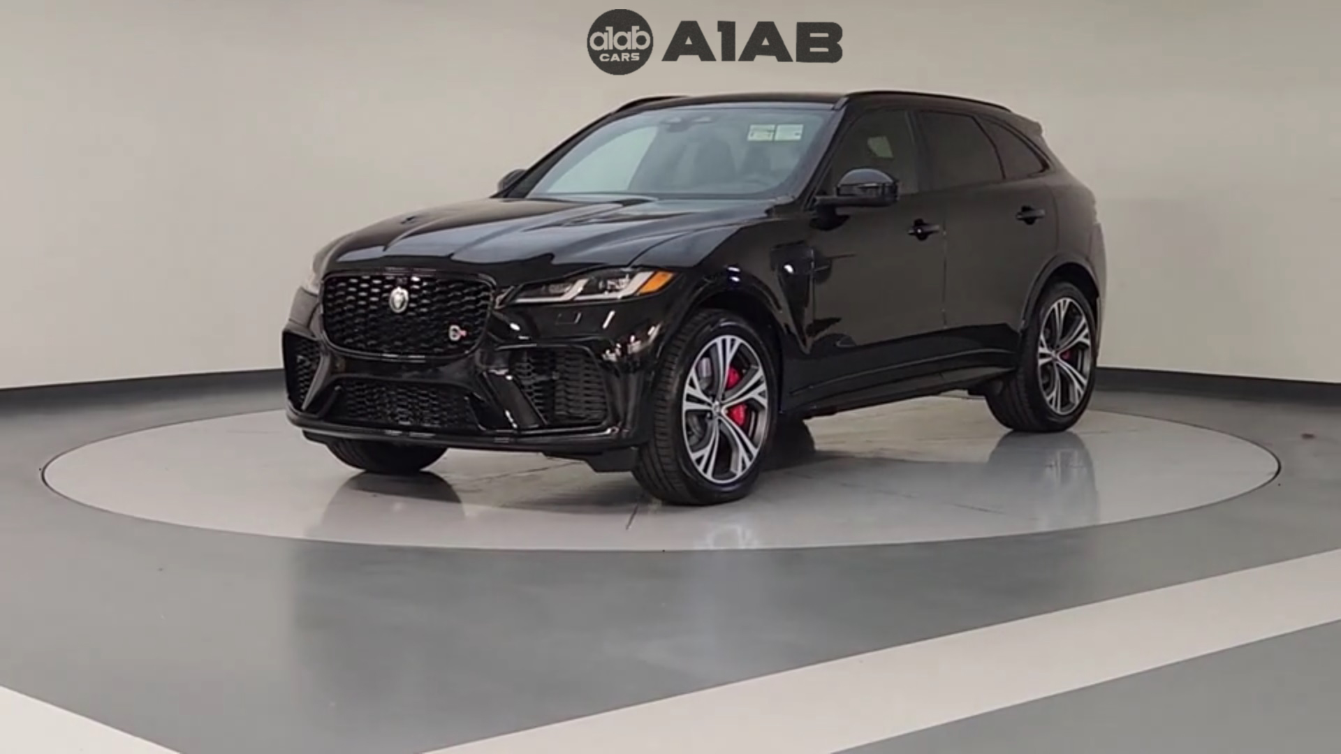 2024 Jaguar F-PACE SVR