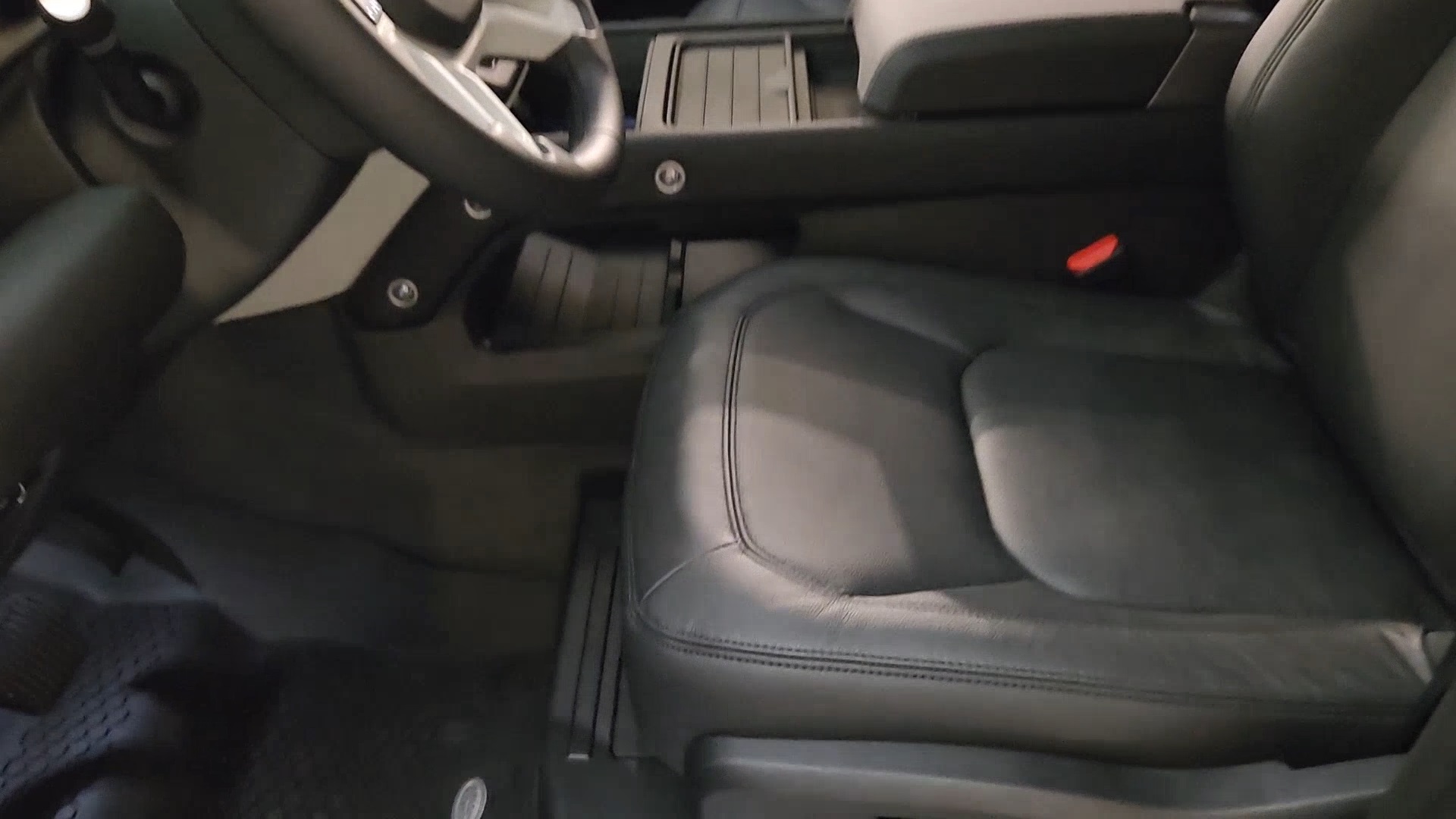 2024 Land Rover Defender 110 S