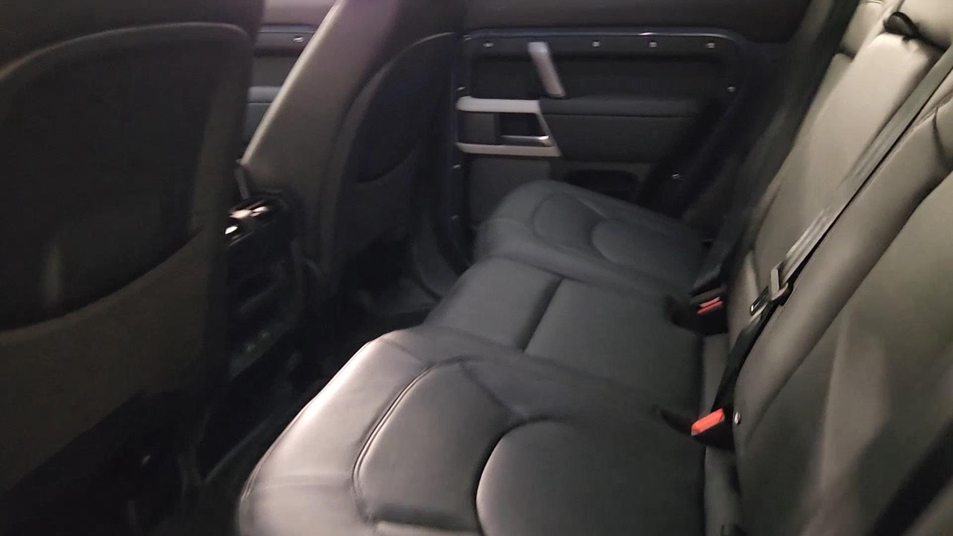 2024 Land Rover Defender 110 S