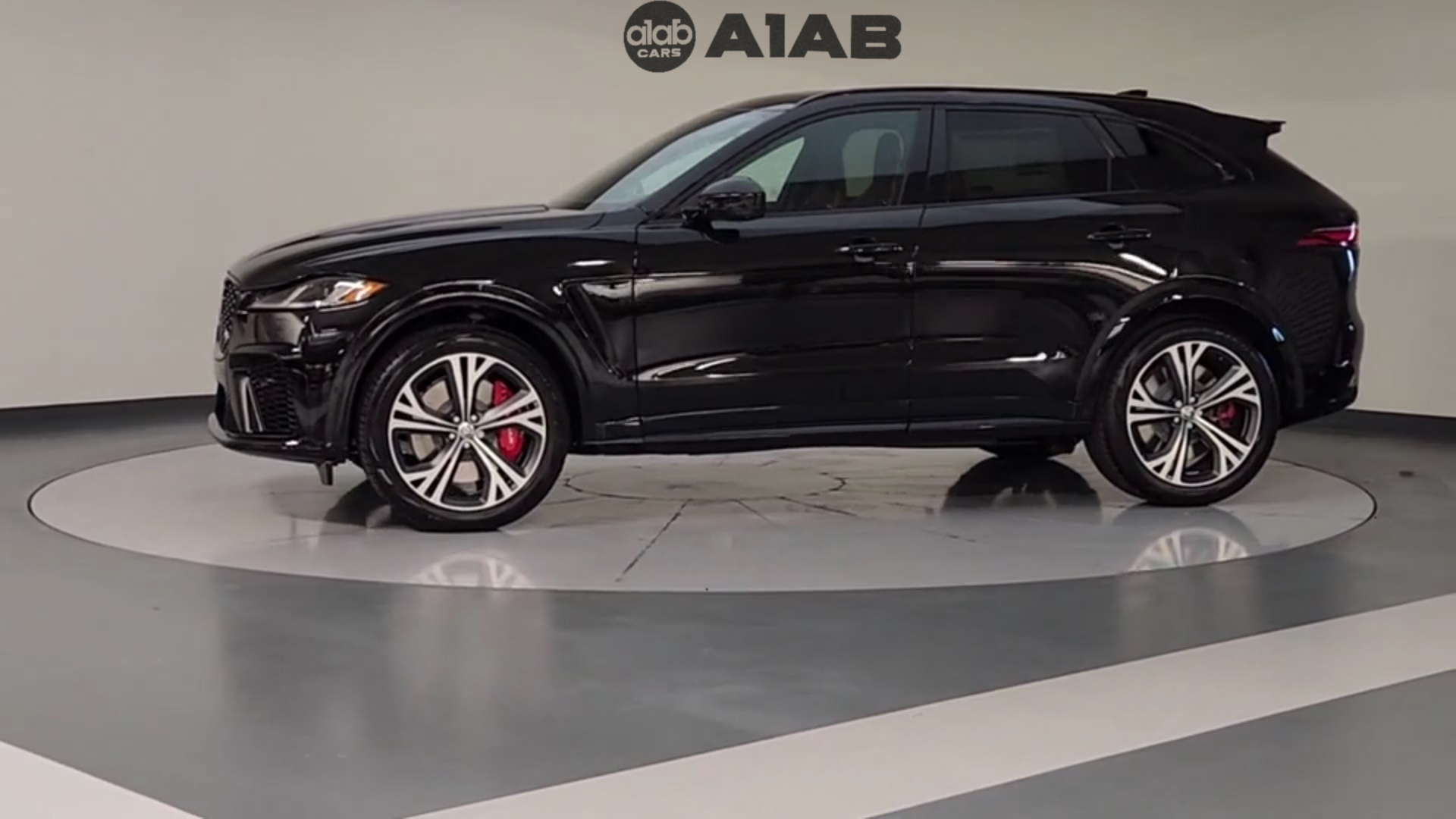 2024 Jaguar F-PACE SVR