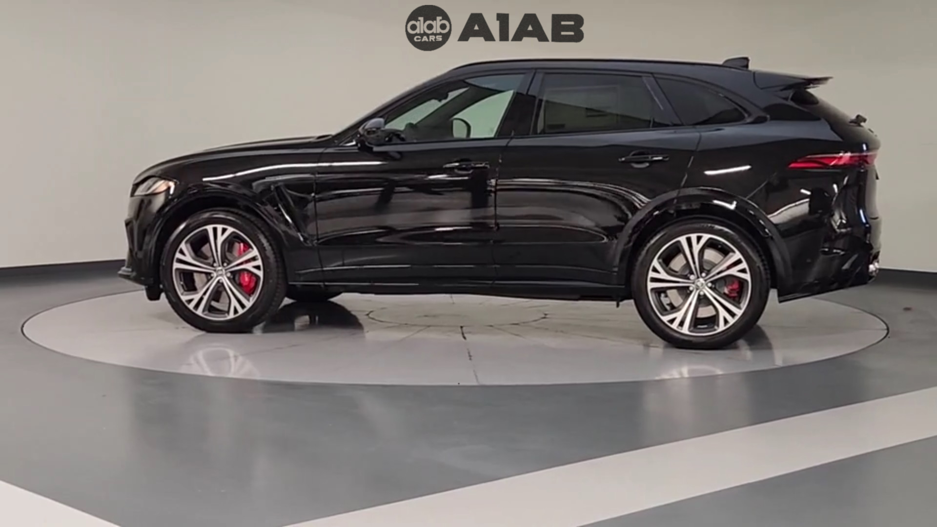 2024 Jaguar F-PACE SVR