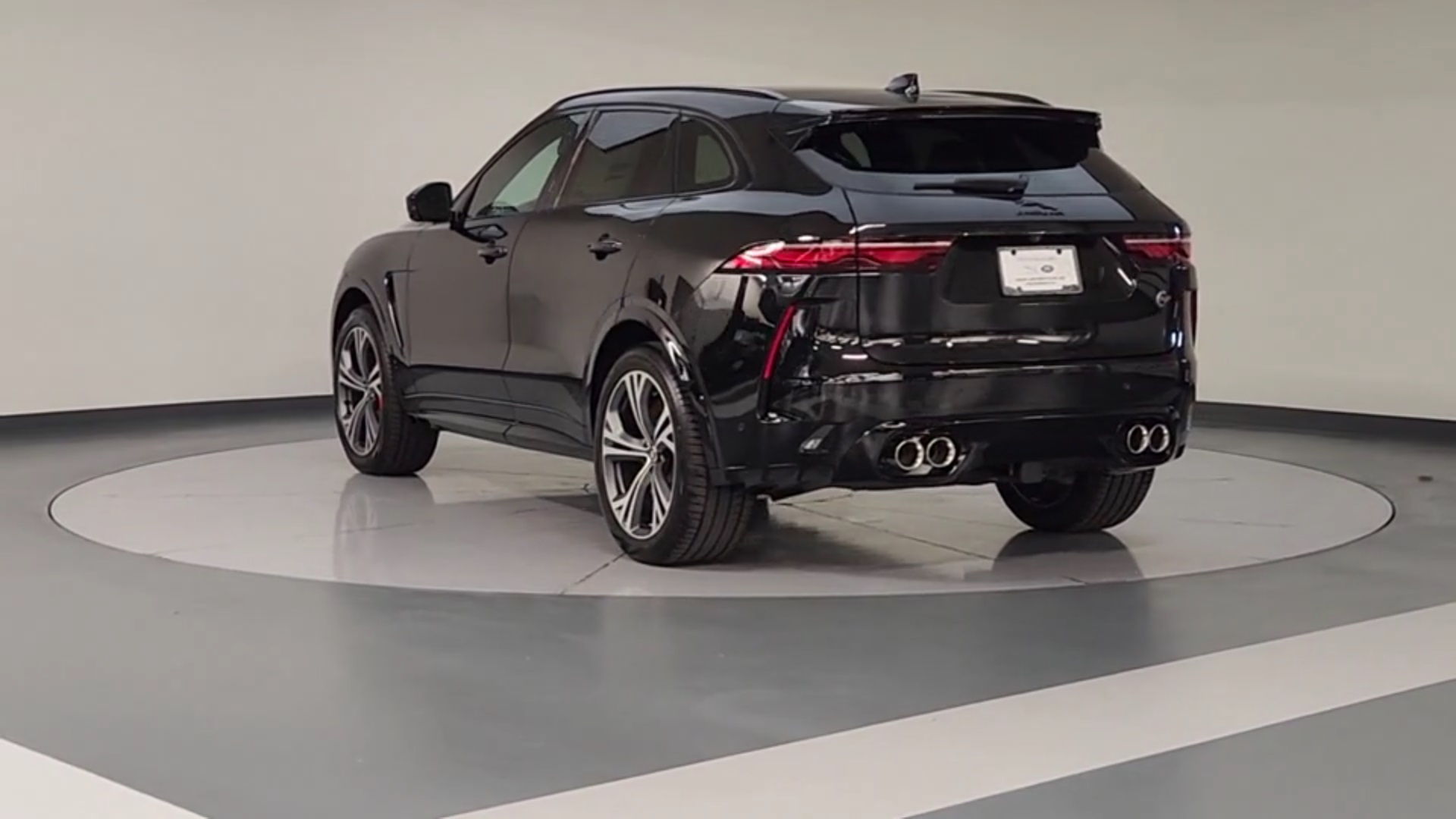 2024 Jaguar F-PACE SVR