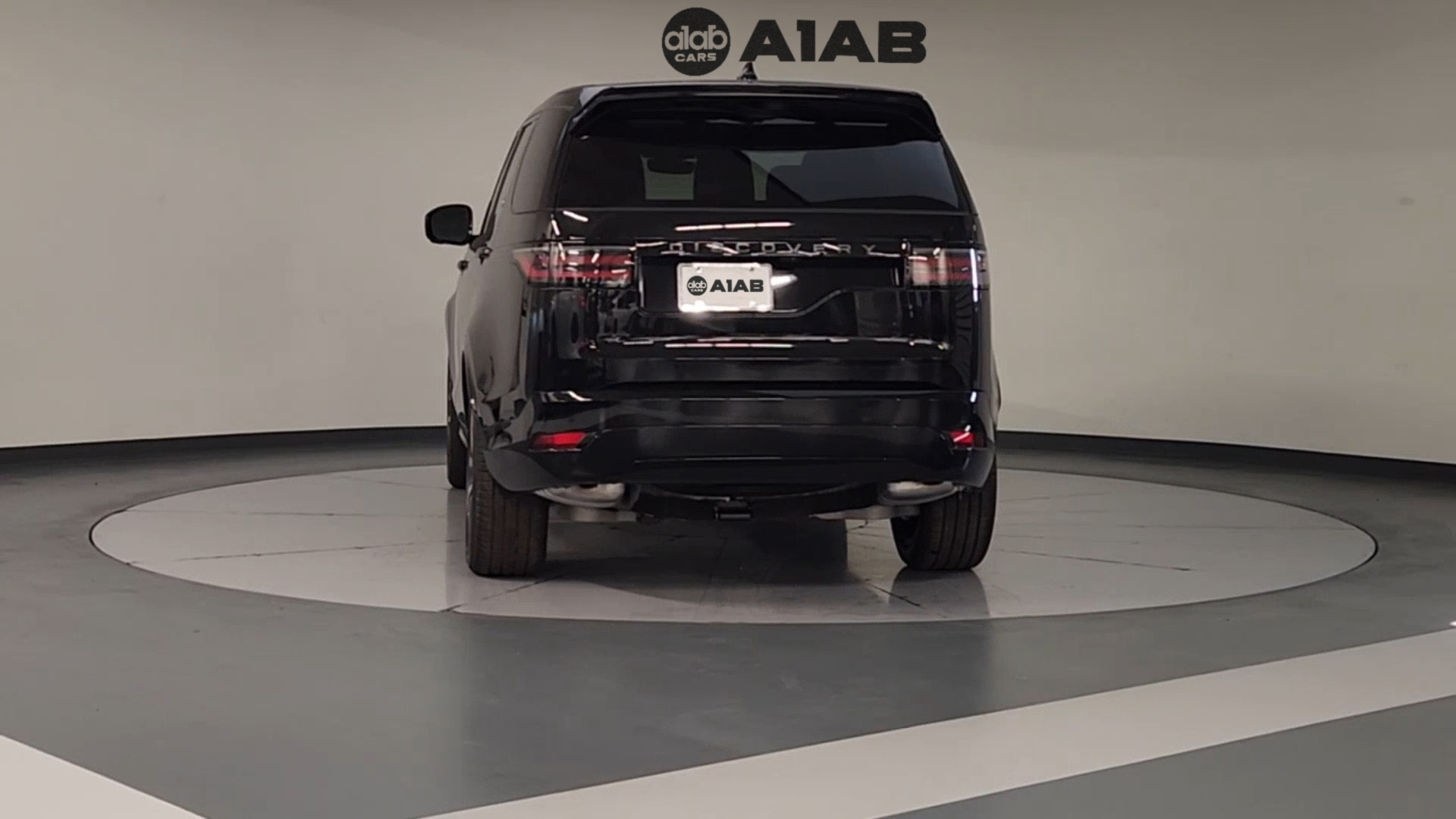 2024 Land Rover Discovery Dynamic SE