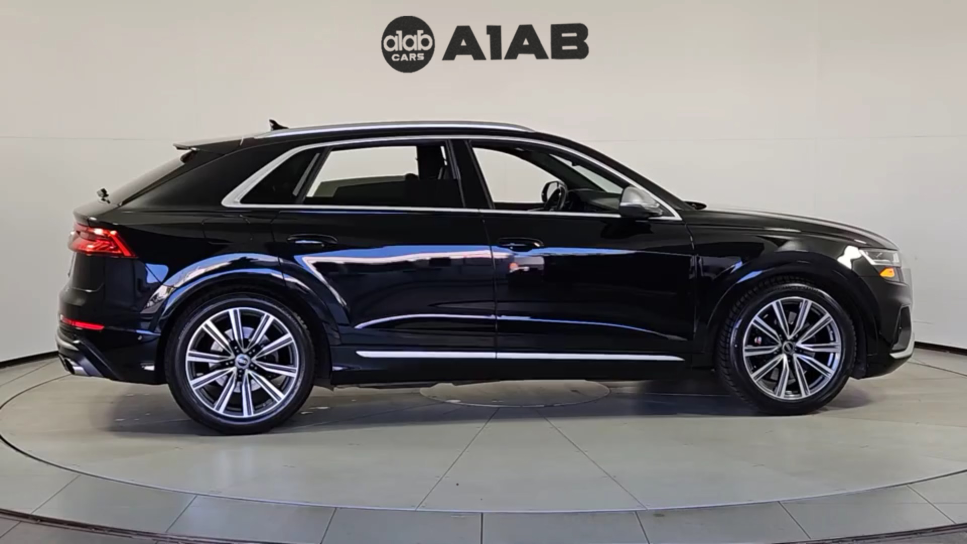 2022 Audi SQ8 4.0T Premium Plus