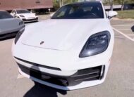 2024 Porsche Panamera 4