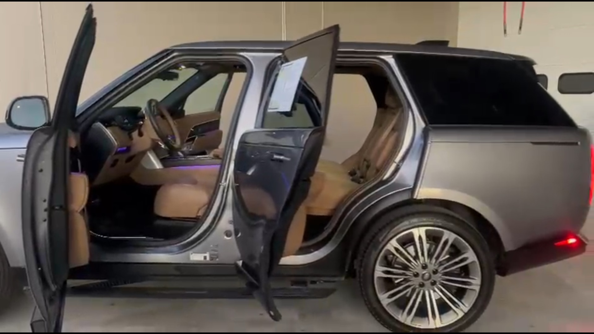 2024 Land Rover Range Rover SE