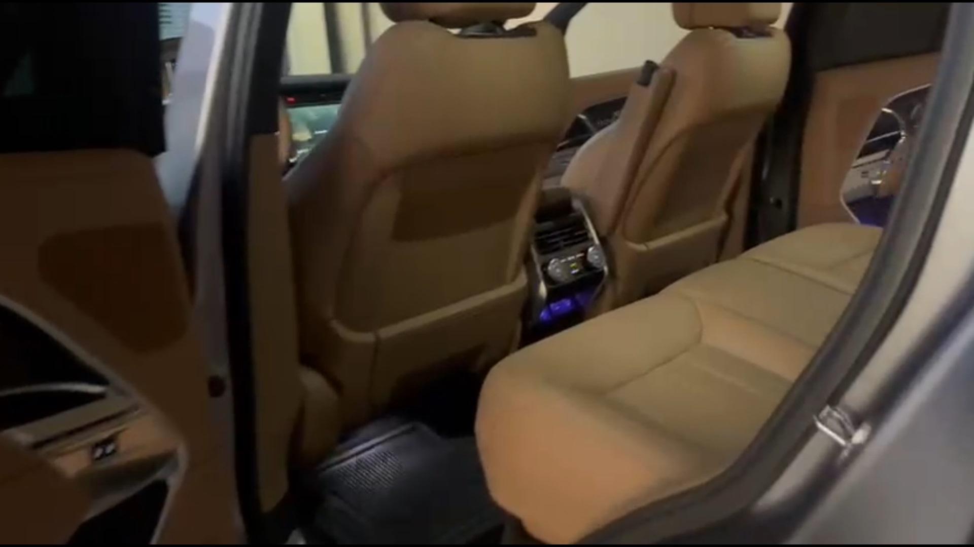 2024 Land Rover Range Rover SE