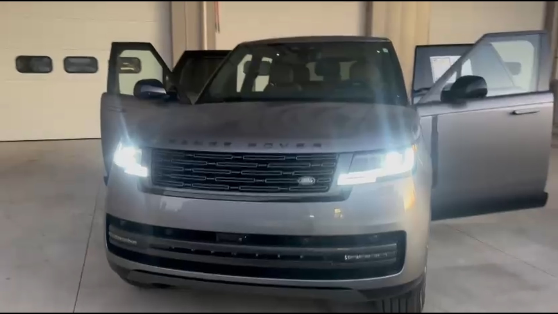2024 Land Rover Range Rover SE