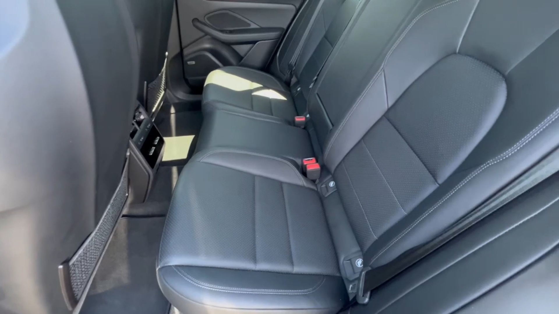 2024 Porsche Macan 4 Electric