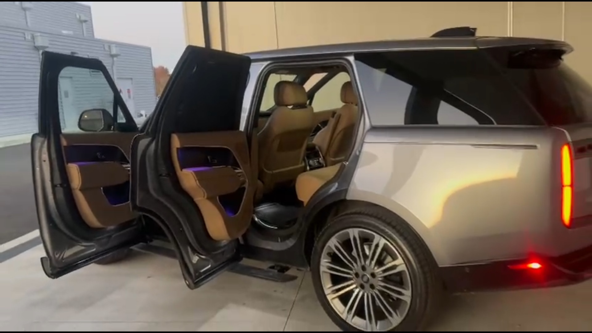 2024 Land Rover Range Rover SE