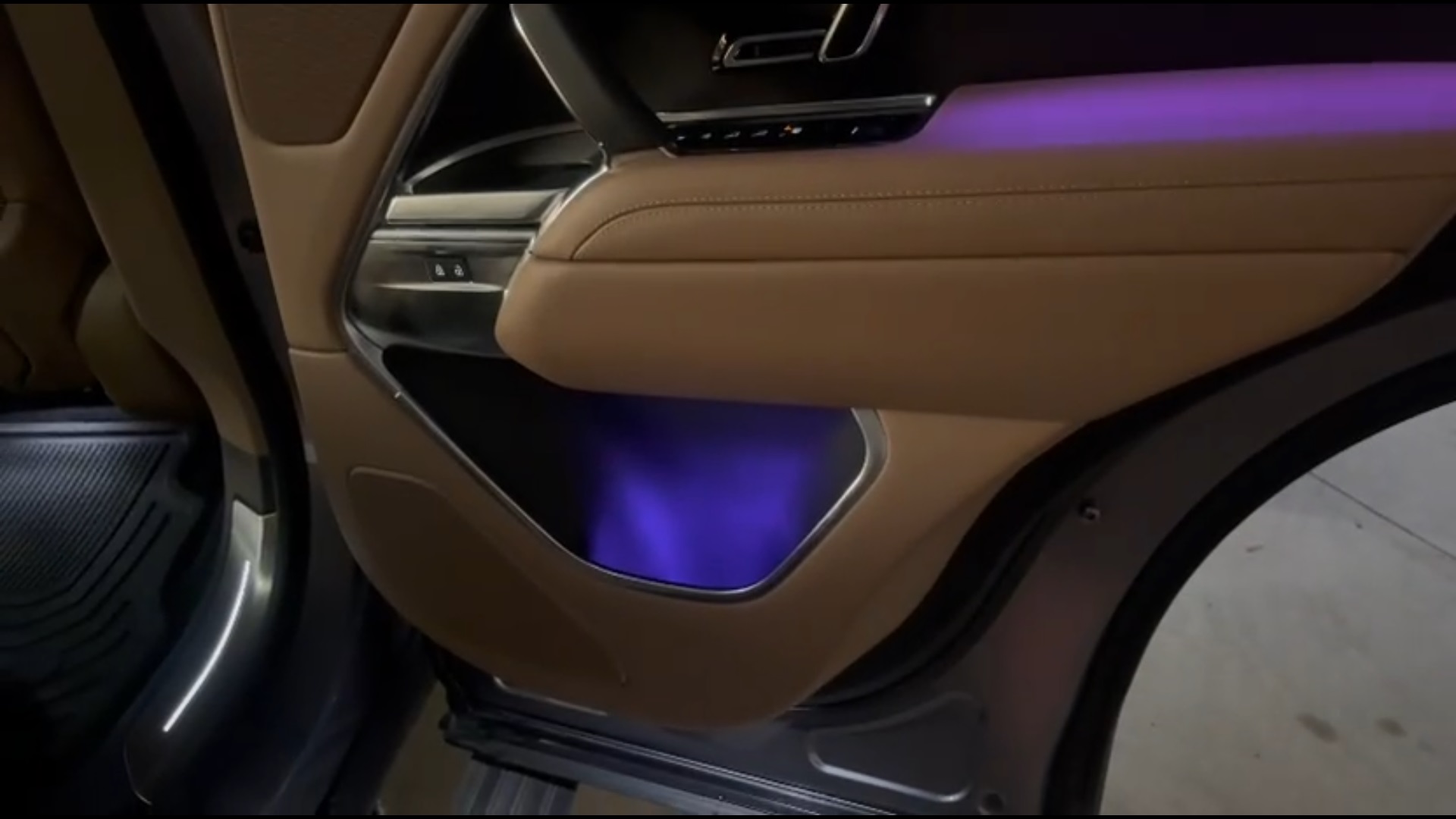 2024 Land Rover Range Rover SE