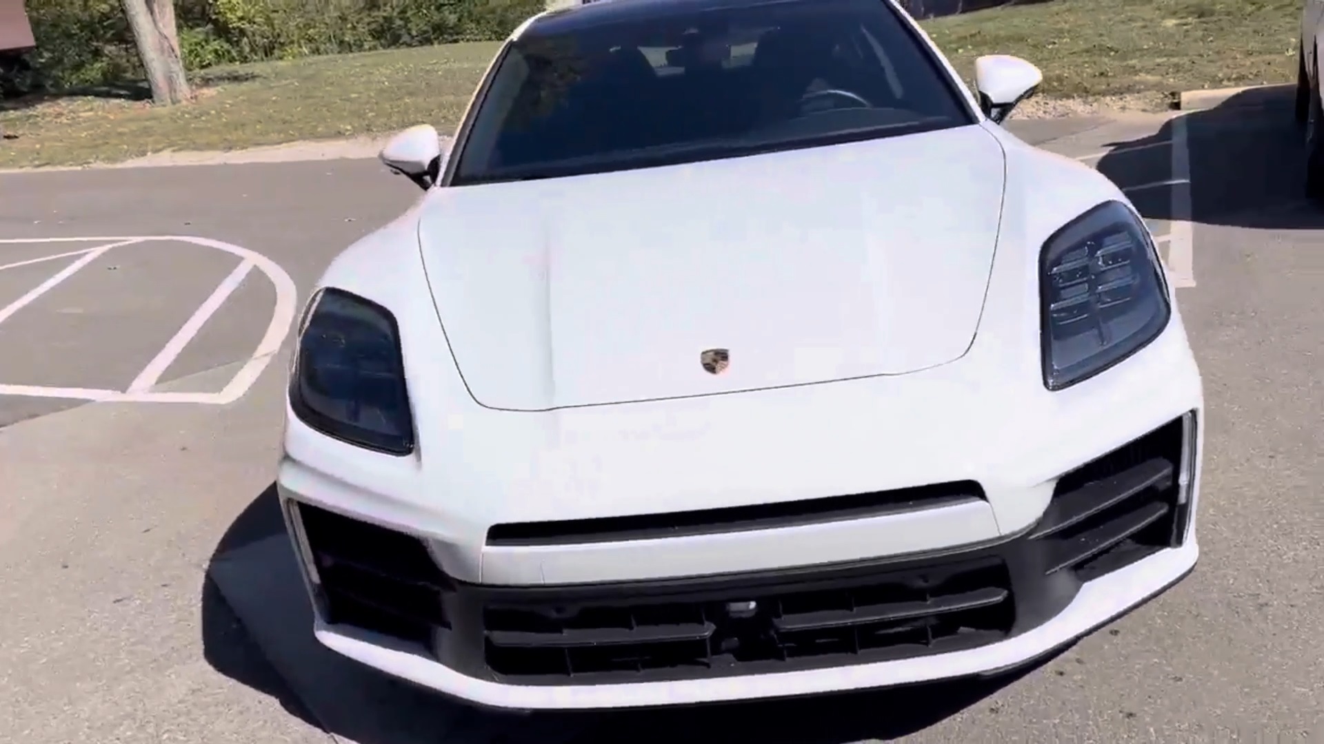 2024 Porsche Panamera 4