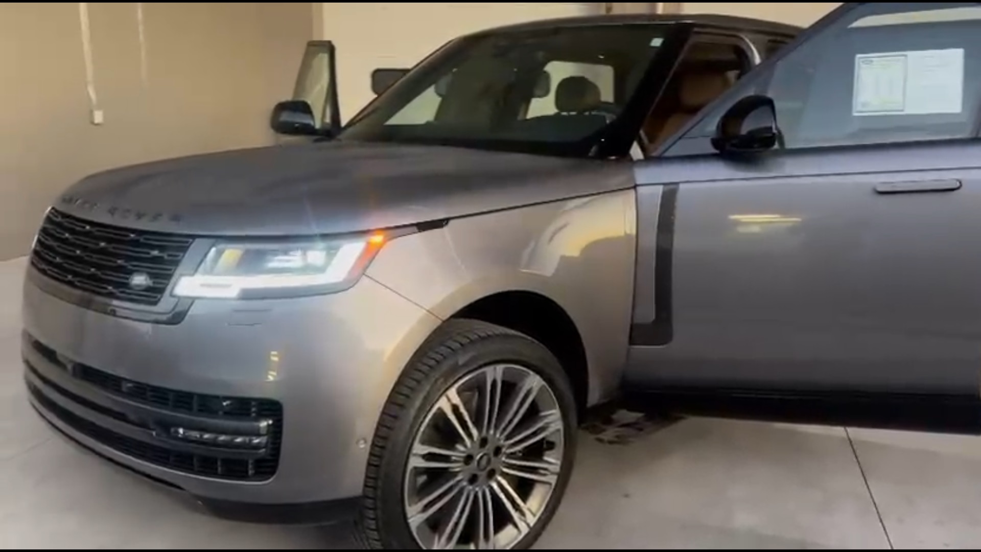 2024 Land Rover Range Rover SE