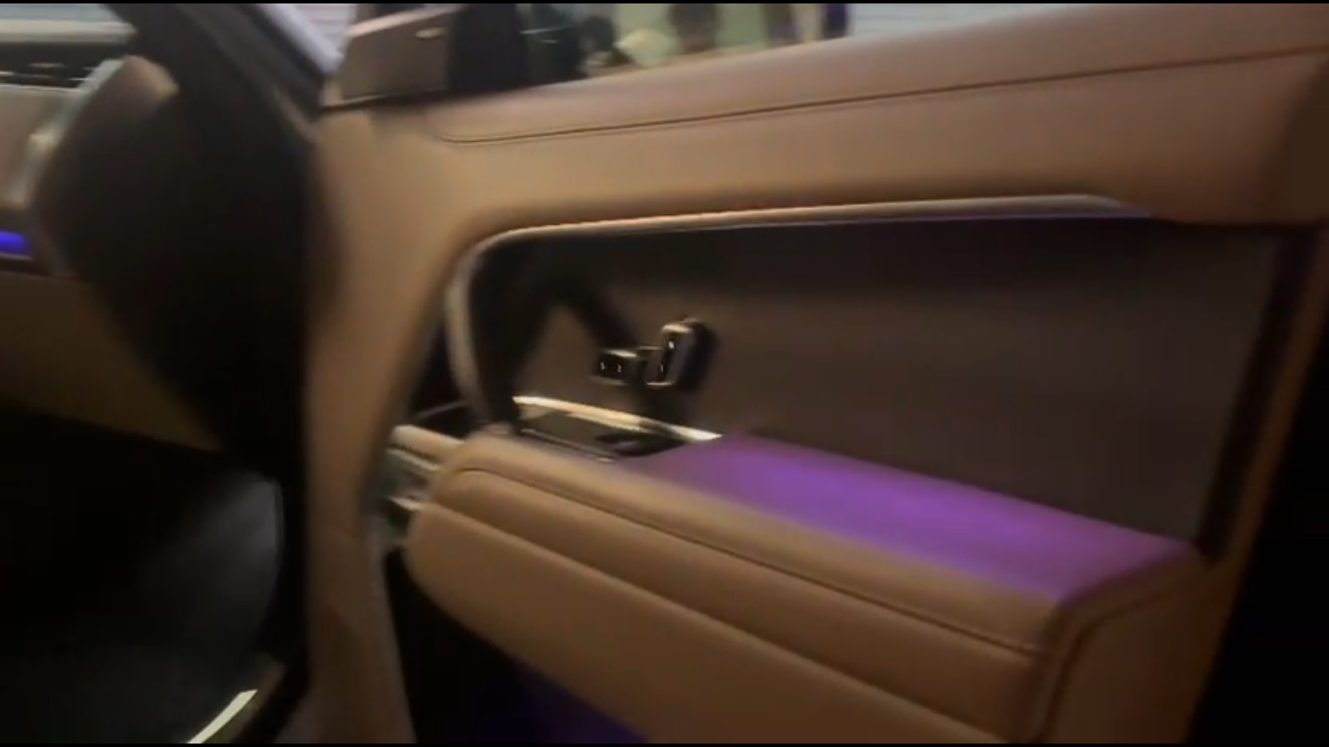 2024 Land Rover Range Rover SE