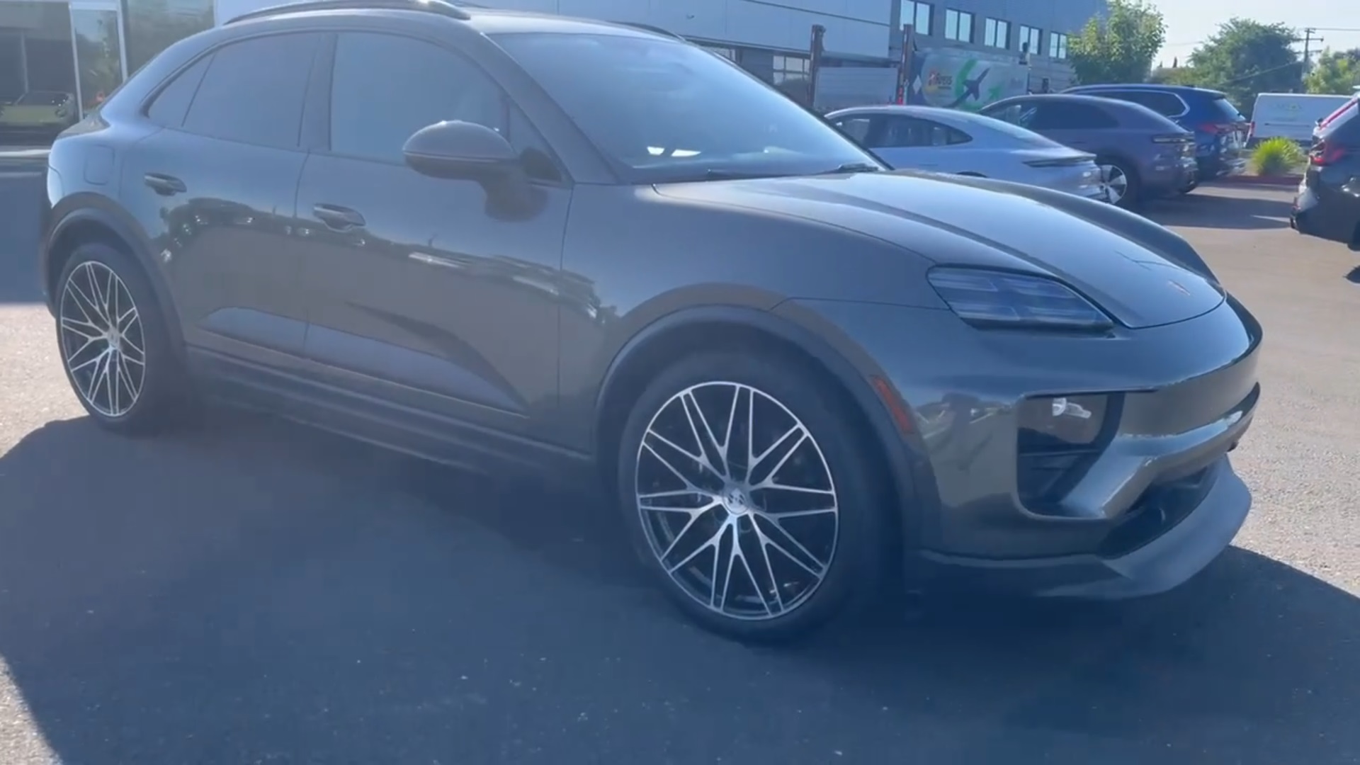 2024 Porsche Macan 4 Electric